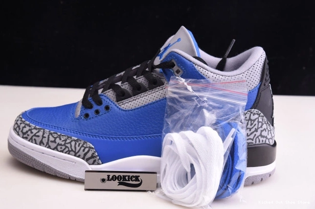 Kick Theory 400 Royal' Jordan Air Retro - 3 CT8532 'Varsity 0822